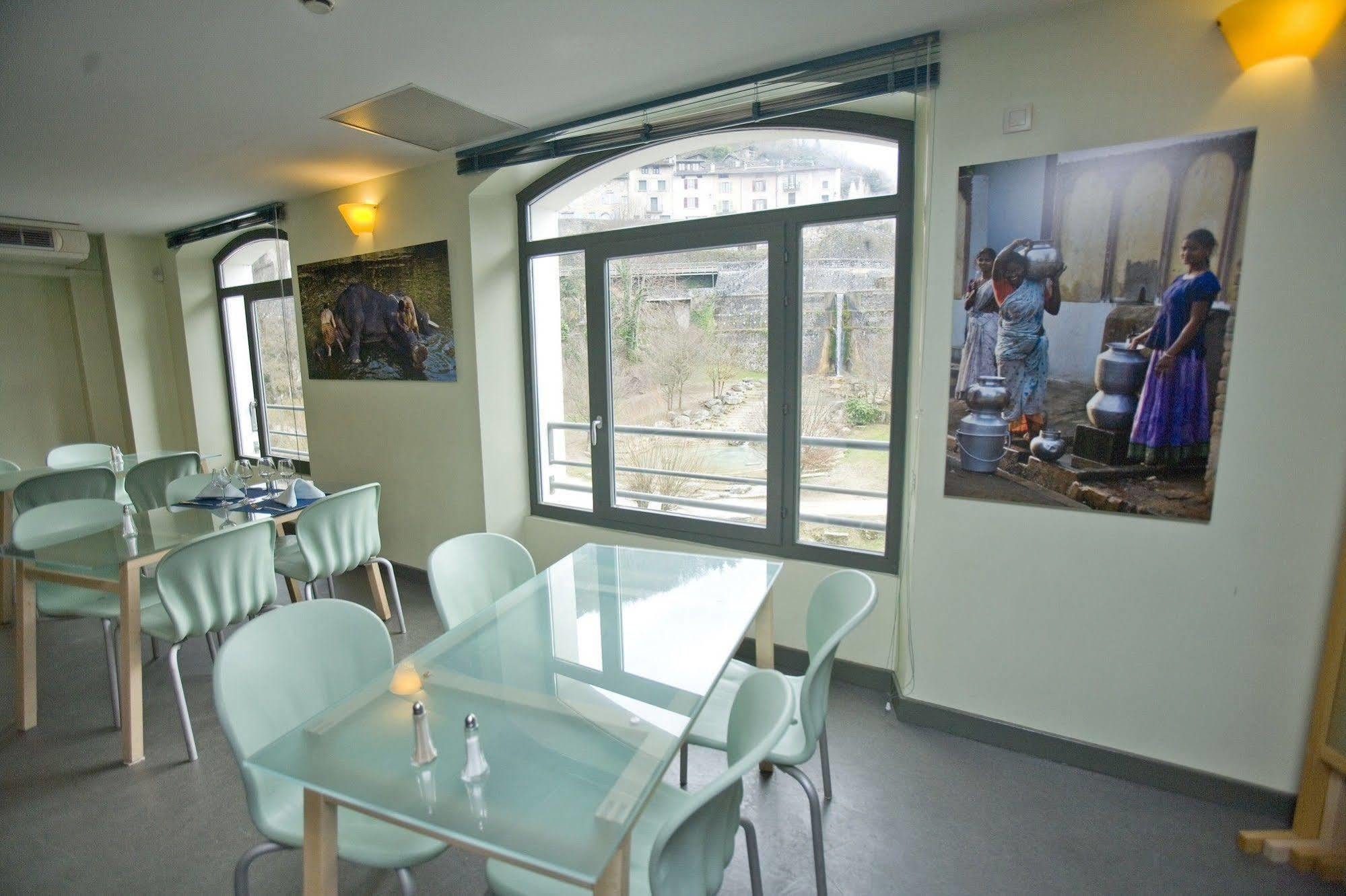 Hotel Du Musee De L'Eau Pont-en-Royans Eksteriør billede